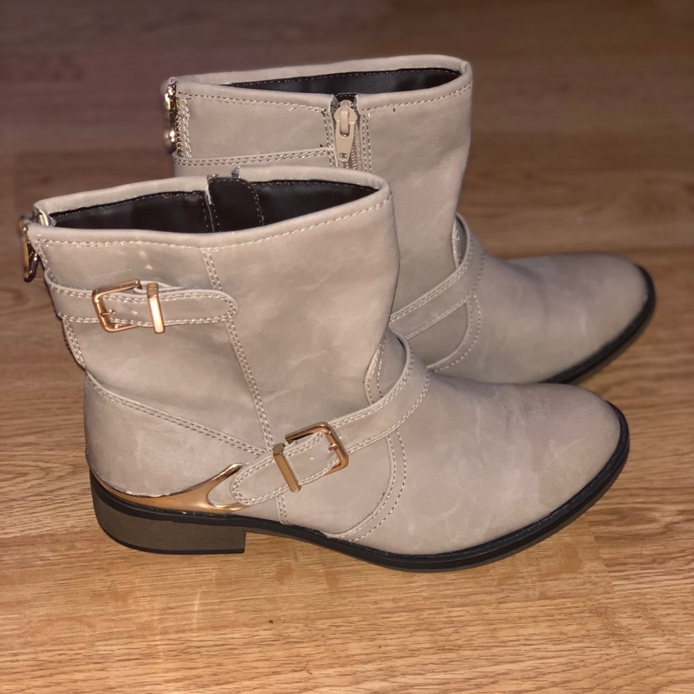 🤎🧡Tan Mossimo Supply Boots🧡🤎